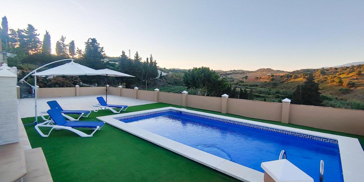 Villa Del Carmen Almayate Alto Екстер'єр фото