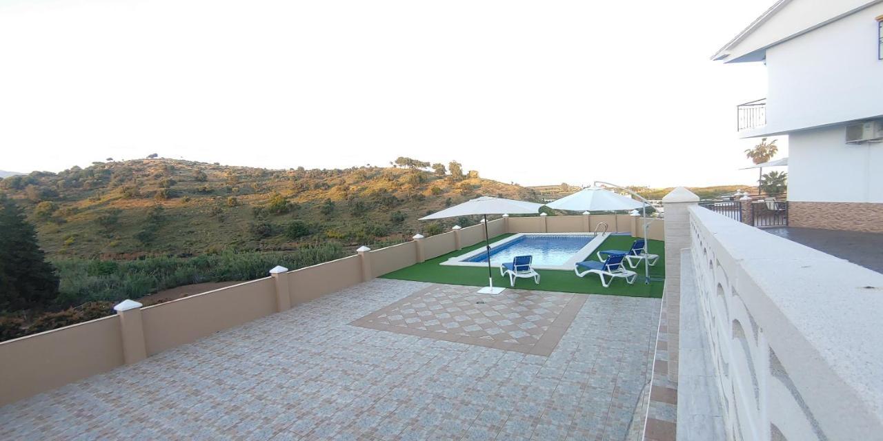 Villa Del Carmen Almayate Alto Екстер'єр фото